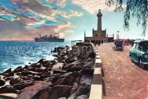 Atardecer en el Rompeolas. Barcelona. Postal años 40-50. Anverso.