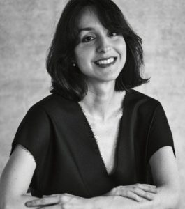La escritora Marta D. Riezu. Blog de Rafael Ramírez.