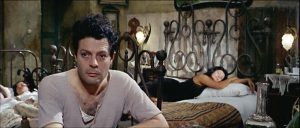 Escena de "Ayer, hoy y mañana" de Vittorio de Sica. Película recomendada. blog de Rafael Ramírez.