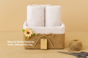 Cestas de baño hechas con materiales reciclados. Manualidades. Blog de Rafael Ramírez. 