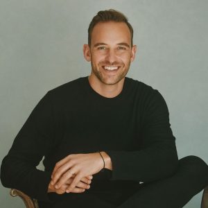 El escritor Joël Dicker. Blog de Rafael Ramírez.