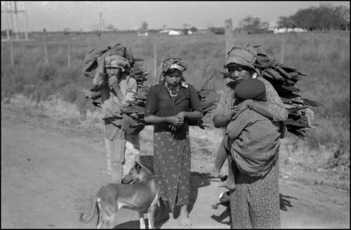 Mujeres indígenas en Las Lomitas (Argentina). 
