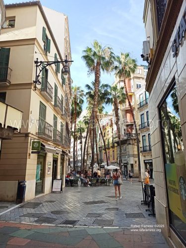 Un paseo por Málaga: fotos de otra perspectiva (2024).  Blog de Rafael Ramírez.