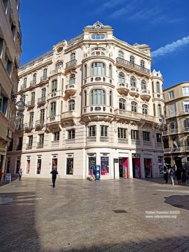 Un paseo por Málaga: fotos de otra perspectiva (2024).  Blog de Rafael Ramírez.