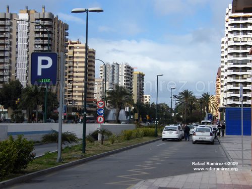 Avenida de Andalucía. Parada de taxis. 