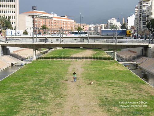 Cauce del río Guadalmedina. 