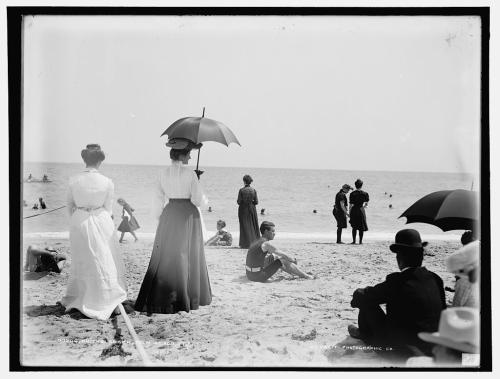 En la playa, Palm Beach, Florida (1900).