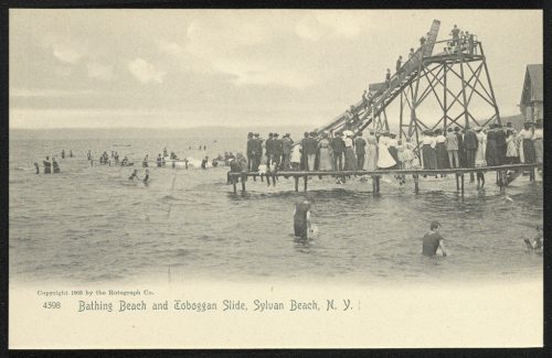 Playa y tobogán acuático, Sylvan Beach, Nueva York. 
