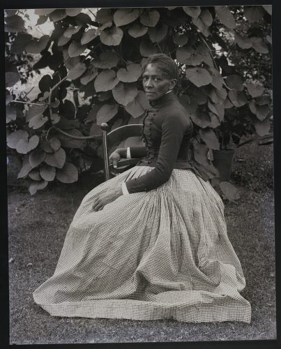 Mujer afroamericana no identificada. 