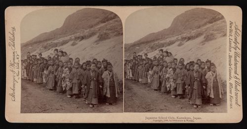 Colegialas japonesas, Kamakura, Japón. 