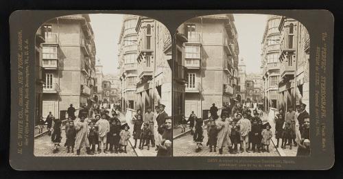 Una calle de la pintoresca Santander, España1909